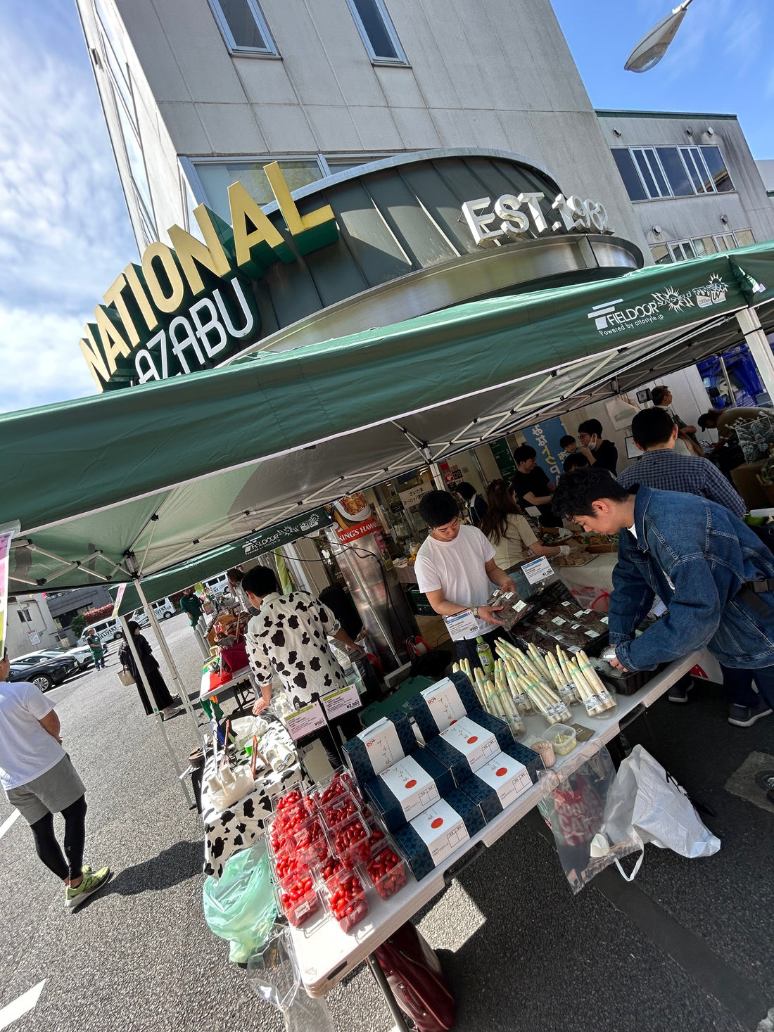 「ナショナル麻布ファーマーズマーケット」で販売いたしました！